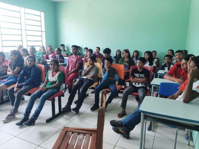 Alunos e educadores da rede estadual recebem orientações sobre prevenção e combate ao desmatamento