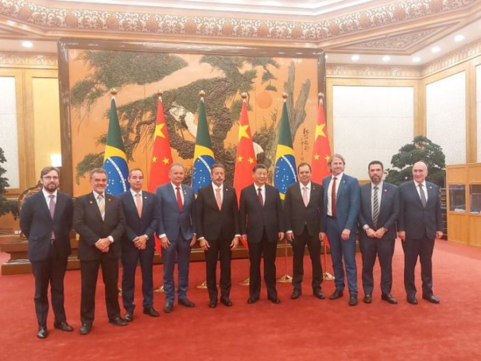 Arthur Lira encontra presidente Chinês em Pequim