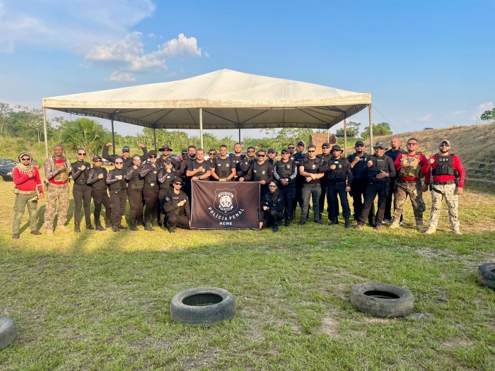 Policiais penais concluem curso de habilitação e manutenção de armamento do Iapen