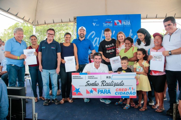 População de Salinópolis ganha recursos para moradia, fomento ao crédito e apoio ao esporte