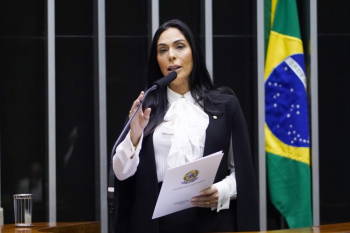 Comissão vai debater projeto que regulamenta aposentadoria especial