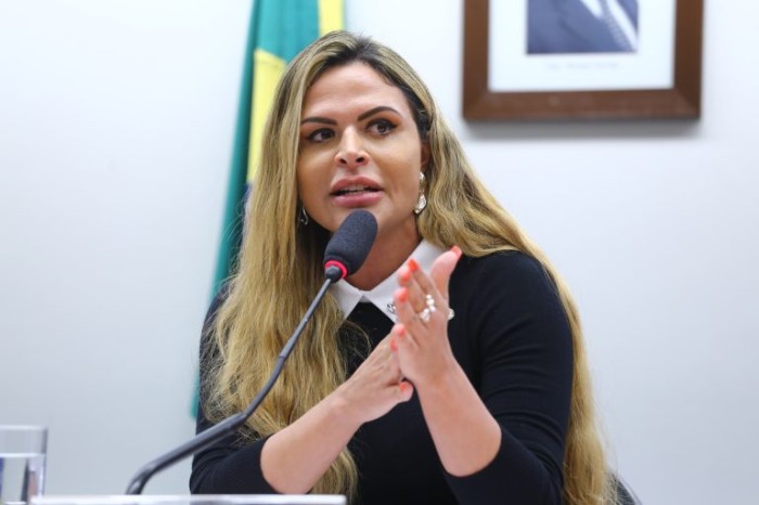 Projeto cria serviço para identificar idosos desaparecidos e exige repasse de informações a hospitais