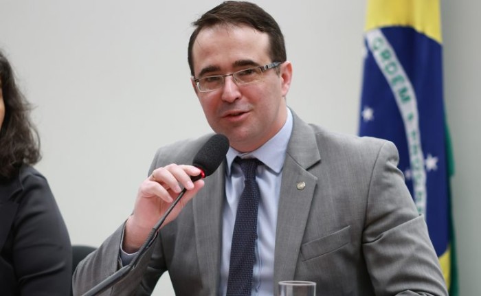Comissão aprova assistência jurídica gratuita para entidades de proteção animal