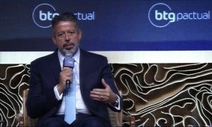 Lira deverá reunir líderes e equipe econômica para discutir tributação sobre incentivos fiscais