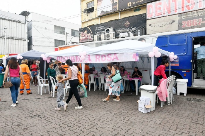 Ônibus Itinerante da Secretaria Municipal de Saúde de Nova Iguaçu faz atendimentos na Praça Rui Barbosa