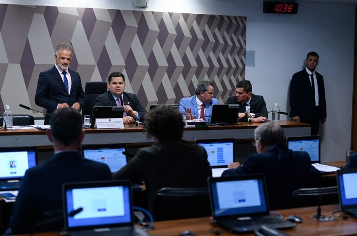 Aprovada na CCJ instalação de banheiro familiar e fraldário em estabelecimentos