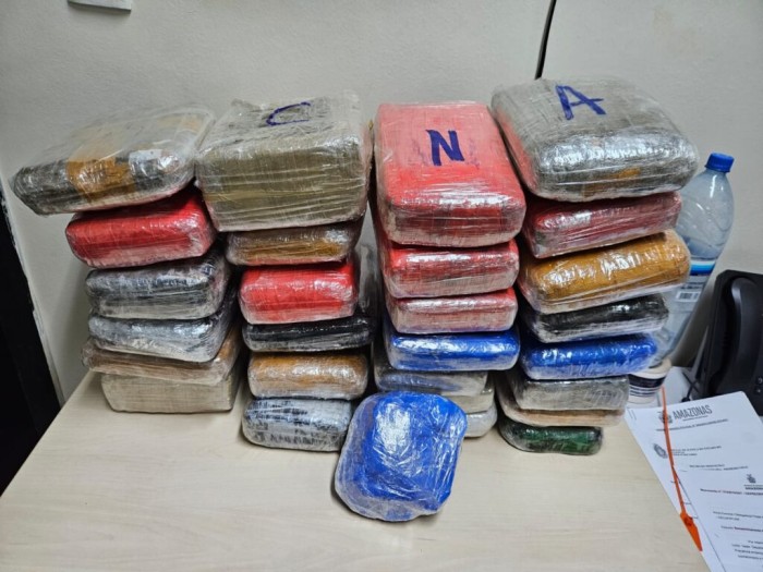 Polícia Civil do Amazonas prende homem com 31 quilos de maconha e oxi avaliados em R$ 170 mil