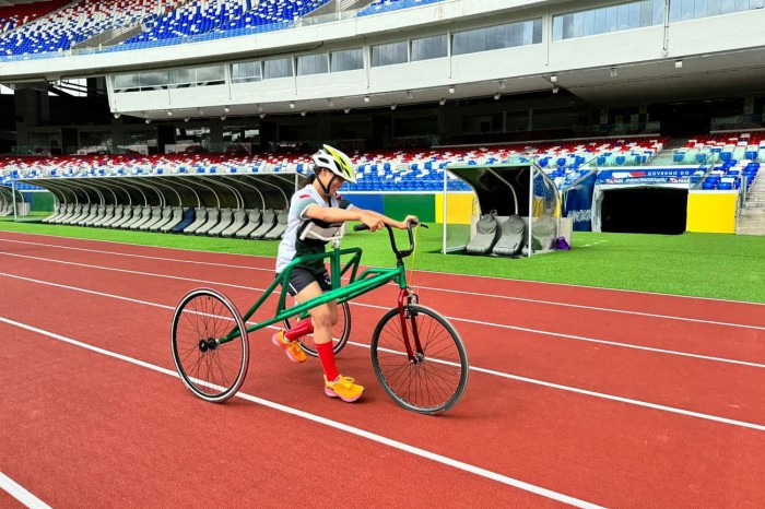 Paratleta treina na pista de atletismo do Novo Mangueirão para evento nacional 