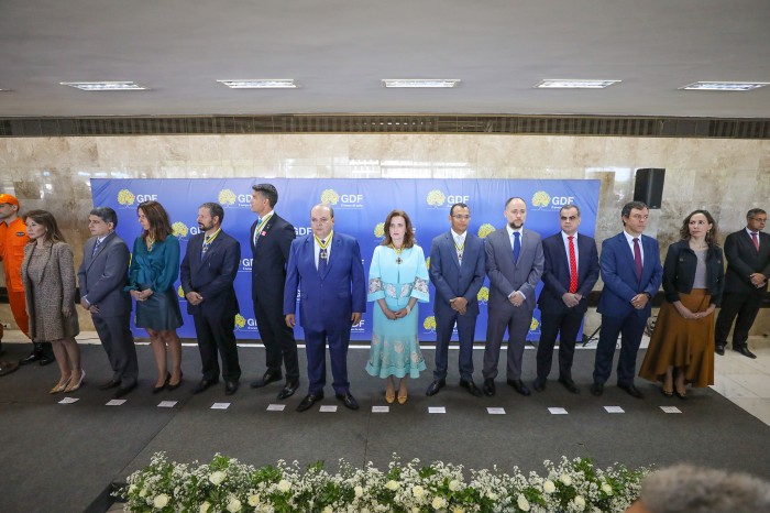 Autoridades são agraciadas com Medalha Mérito da Procuradoria-Geral do DF