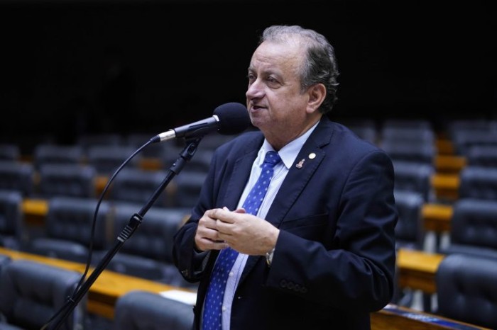 Projeto destina parte da arrecadação com loterias a instituições que cuidam de idosos