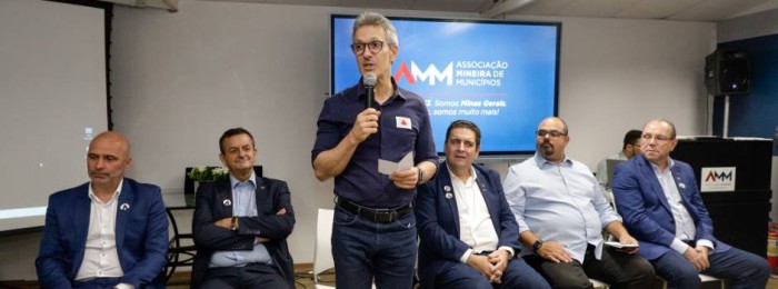 Governo apoia trabalho dos prefeitos na inauguração da nova sede da Associação Mineira de Municípios