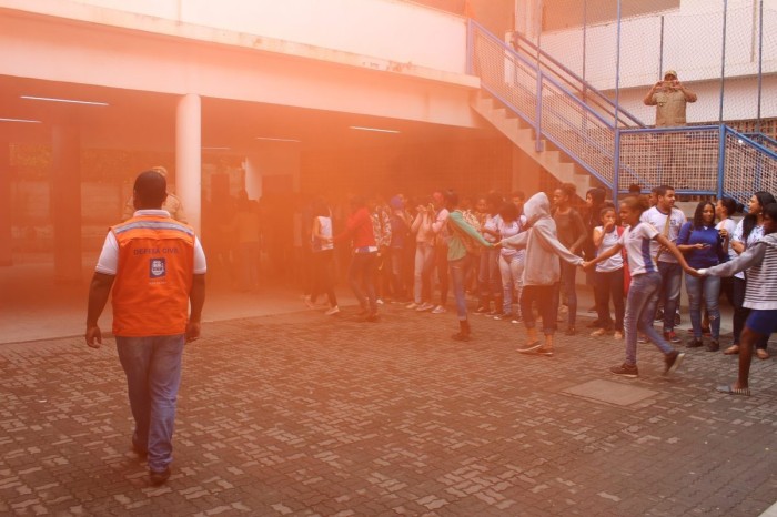 Defesa Civil de Nova Iguaçu faz exercício simulado simultâneo em 32 escolas municipais