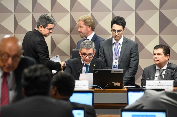 Comissão que avalia MP de isenção para crédito fiscal vota relatório na quarta