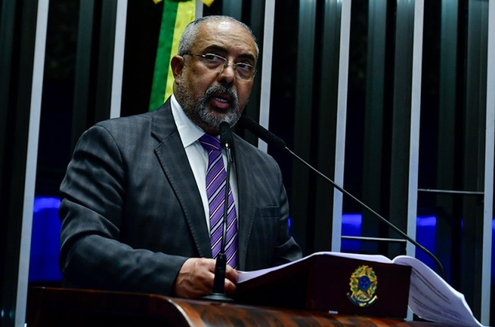 Paim destaca importância de idosos, aposentados e pensionistas