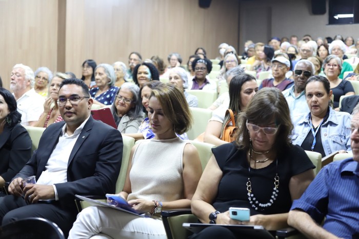 E-book celebra aniversário de Brasília com depoimentos de idosos da cidade