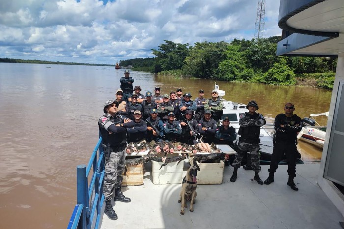 Agentes da Base Integrada 'Antônio Lemos' apreendem carne de jacaré e porco-espinho