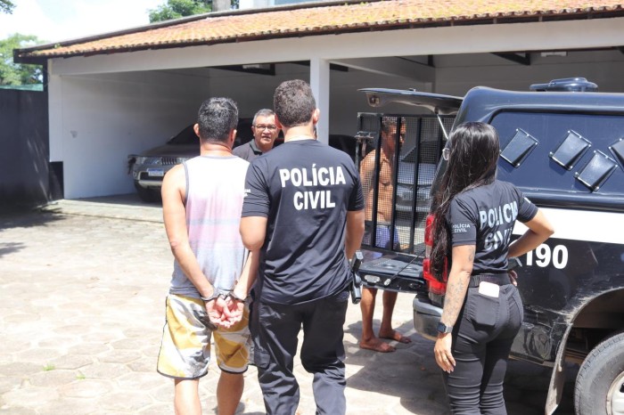 Policiais prendem dois homens por roubo e violência doméstica em Bragança
