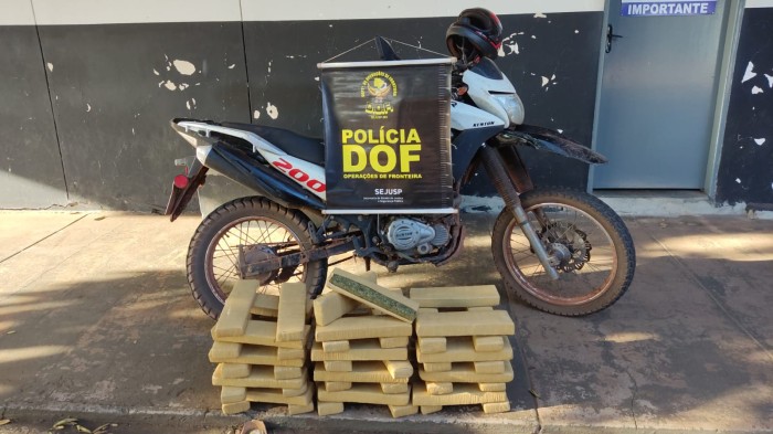 DOF prende motociclista que seguia maconha para Jardim