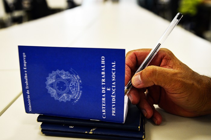 CLT 80 anos: modernização como justificativa para redução de direitos