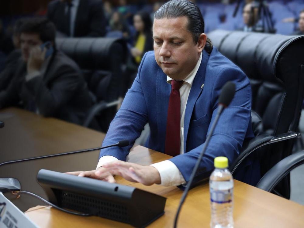Eder Lourinho propõe campanha de conscientização sobre queimadas