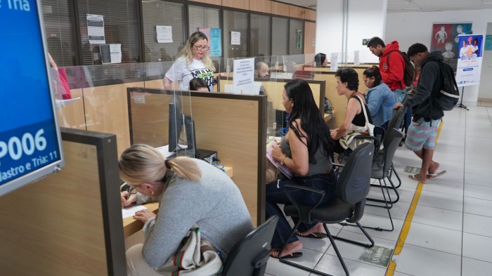 Primeira edição do Dia da Mulher da DPDF realiza cerca de 500 atendimentos
