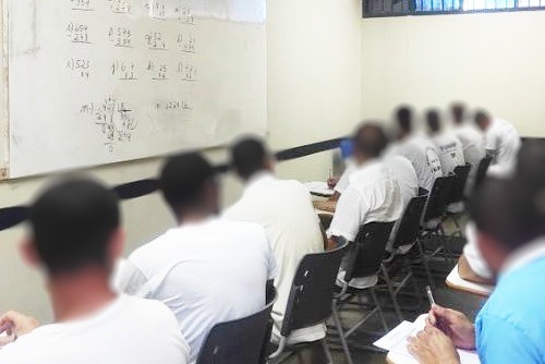 Policiais penais recebem capacitação para atuar na área de educação