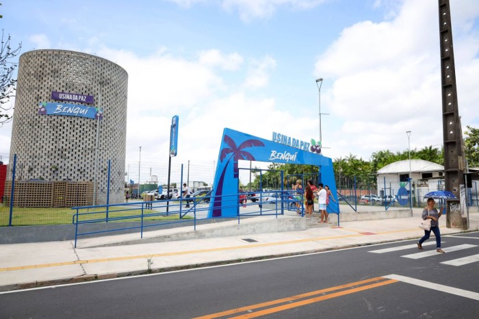 UsiPaz Bengui reúne moradores para comemorar um ano de funcionamento