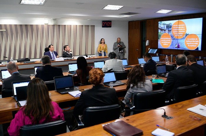 Relator da MP do Minha Casa, Minha Vida defende melhoria das moradias