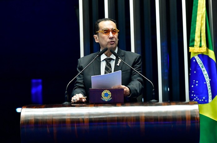 Kajuru alerta sobre riscos da falta de regulação contra fake news