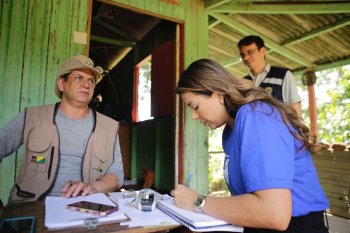 Estado trabalha para viabilizar a regularização fundiária de produtores de Xapuri