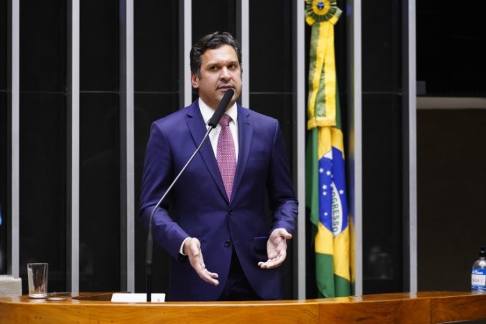 Relatório da MP com nova estrutura dos ministérios será analisado nesta terça