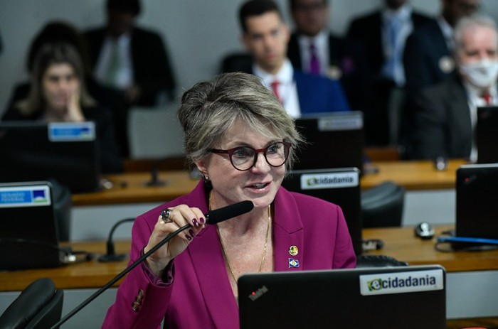 CRE aprova acordo com Uruguai para fim de dupla tributação sobre a renda