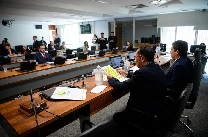 CSP adia votação de projeto que inclui ensino de direitos humanos a agentes de segurança