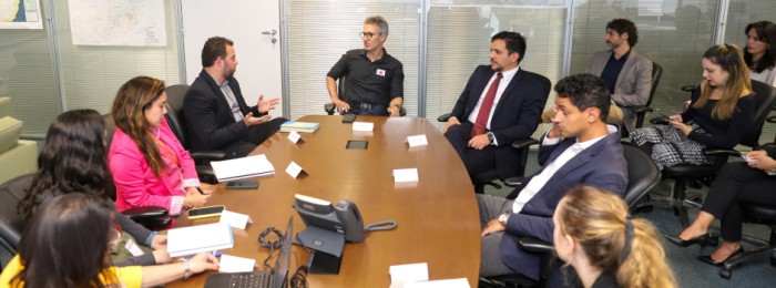 Governador acompanha apresentação de projetos estratégicos da Seinfra