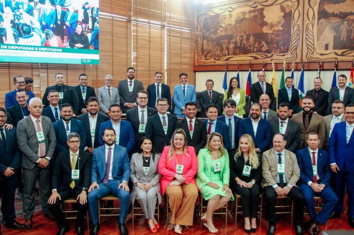 Durante Terceira Reunião Ordinária do Parlamento Amazônico, governador Gladson Cameli discute desenvolvimento da região Norte