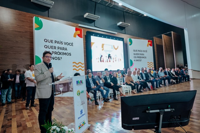 Plenária PPA Participativo 2024-2027 é realizada no Acre