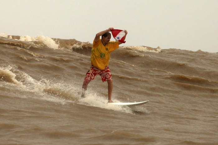 Com apoio do Governo, Chaves recebe a 25ª edição do Surf na Pororoca