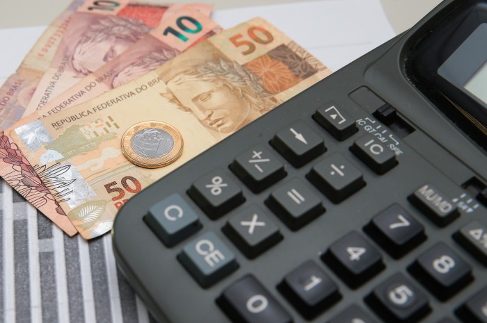 Juros são principal entrave para acessar crédito, apontam indústrias