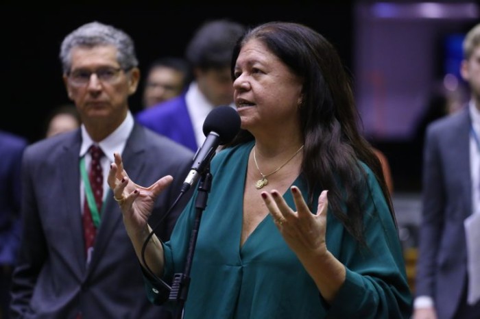 CCJ aprova projeto que institui novembro como Mês Nacional da Segurança Aquática