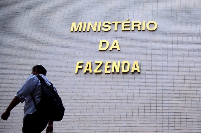 Novo arcabouço não e suficiente para garantir sustentabilidade fiscal, diz IFI