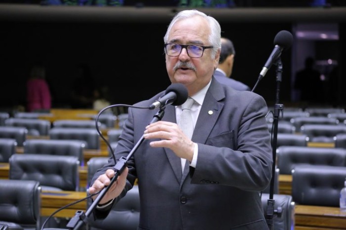 Comissão de Saúde promove debate sobre incorporação de tratamentos oncológicos no SUS