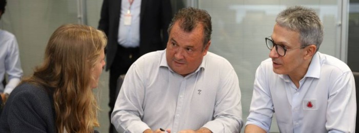 Governador se reúne com servidores da Seapa e acompanha apresentação de projetos da pasta