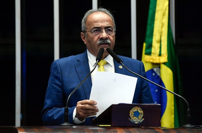 Chico Rodrigues celebra nova gestão do Centro de Biotecnologia da Amazônia