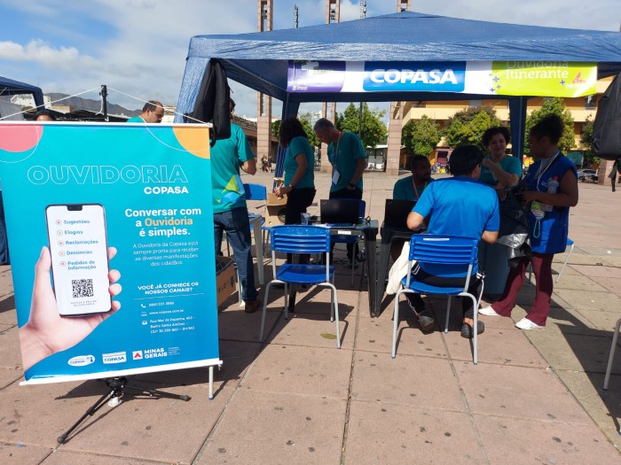 Ouvidoria da Copasa marca presença na praça da Estação