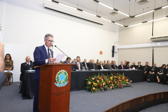 Governador participa da posse da nova presidência do Tribunal Regional Eleitoral de Minas Gerais