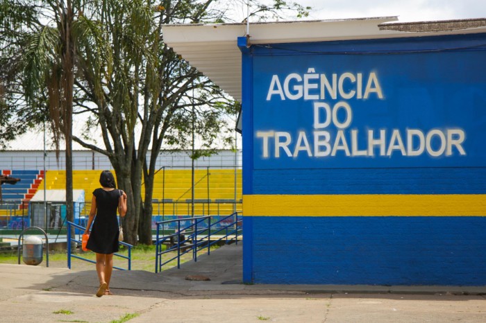 Mercado de trabalho abre 229 vagas de emprego nesta quinta (22)