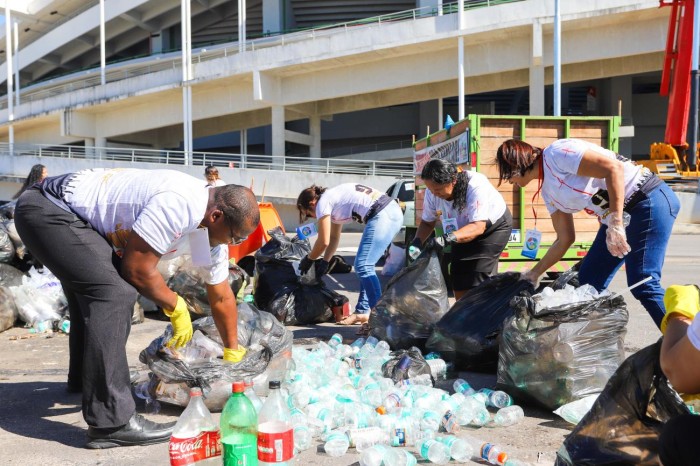 Parceria entre Seel e cooperativa de coleta de recicláveis produz renda para 40 famílias de Belém