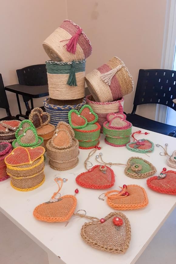 Sedeme promove cursos de artesanato em juta nas UsiPaz Cabanagem e Jurunas/ Condor
