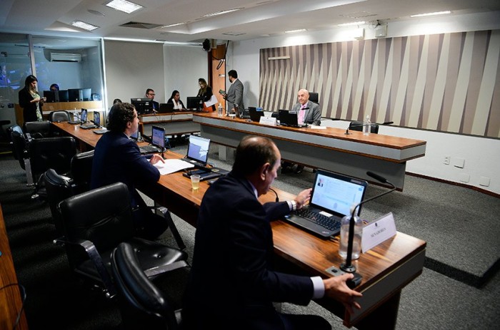 Relatórios sobre indicações para diretoria do Dnit são lidos na CI