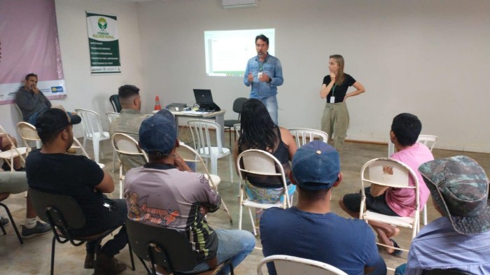 Capacitação ensina produtores rurais a usarem o Nota Fiscal Fácil